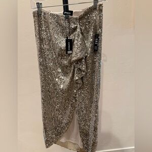 Express Glittering Silver Sequin Skirt